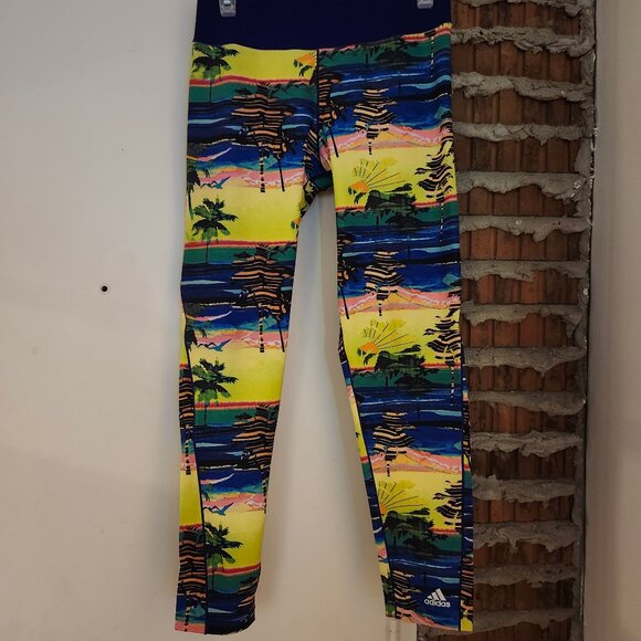 Adidas Multi Tropical Crops Capris Leggings Tights Size M Medium - Picture 1 of 6